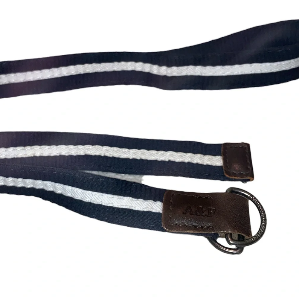 Abercrombie & Fitch navy and white belt